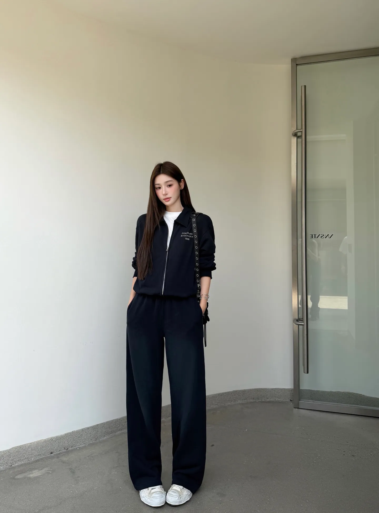 【Suit model picture】